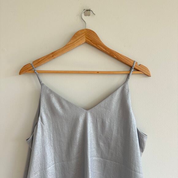 Express Cami Strap V-Neck Tank Silver L NWT - Picture 7 of 8